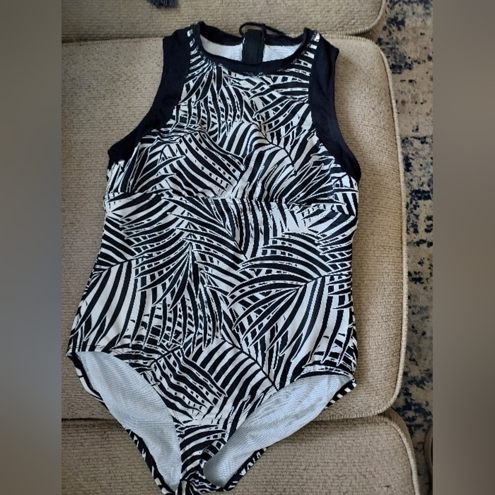 Tommy Bahama Black and White One Piece Swimsuit,  Size 8